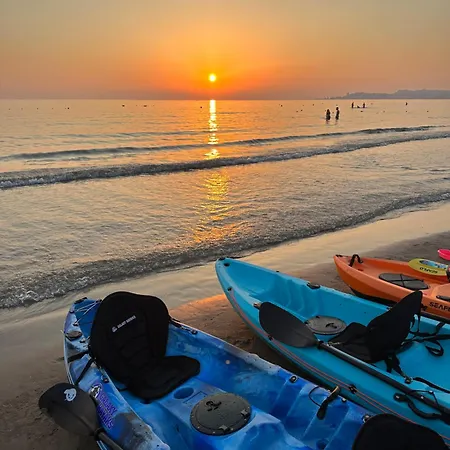 Apartment Beachfront Bliss Durres