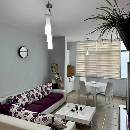 Apartment Beachfront Bliss *